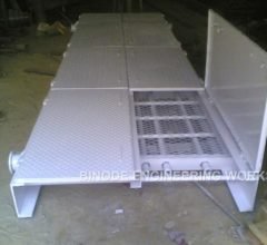 Cable Tray open (Copy)